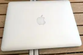 Macbook Pro Retina 13 inch A1502 i5/8Gb/256Gb