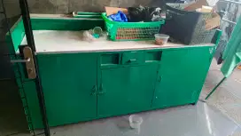 Meja outlet es teh