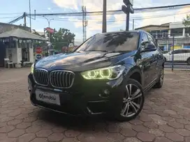 DP Rendah  13JT BMW X1 1.5 sDrive18i Bensin-AT 2016 Hitam