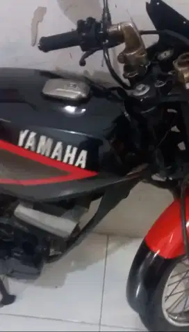 Di jual Yamaha RX Z Dengan Kondisi Surat surat lengkap