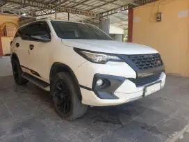 Toyota Fortuner TRD Sportivo 2.4 Diesel