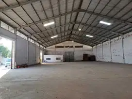 DiSewakan Gudang di Jalan Irian Barat Sampali