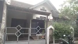 Di sewakan Rumah di Jatibening Estate