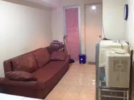 DISEWAKAN APARTEMEN GREEN PARK VIEW, MURAH SAJA