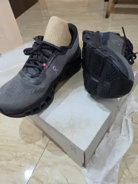 Jual Sepatu Running Oncloudmonster 2 iron aspalt