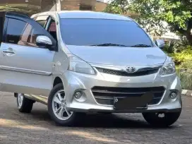 Toyota Avanza veloz 1.5 AT 2015