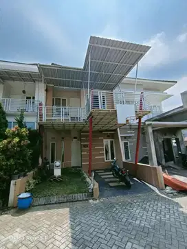 Dijual Villa di Batu (Full Furnish)