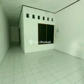DISEWA RUMAH 5 UNIT JALAN SEI ASAHAN GANG PRIBADI (HANNY)