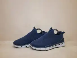 Skechers Glide Step Flex size 41 dan converse nike