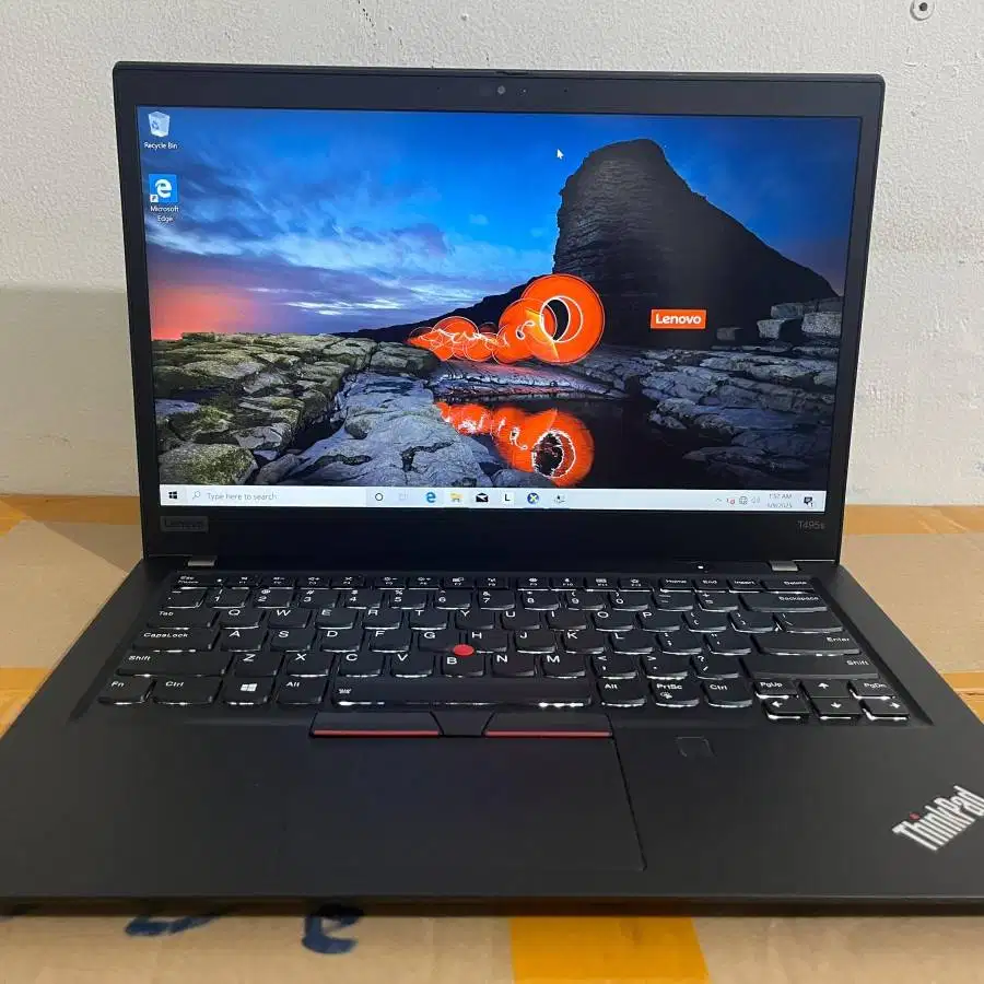 Laptop Lenovo Thinkpad T495s AMD Ryzen 5 Pro RAM 16/256GB D-VR