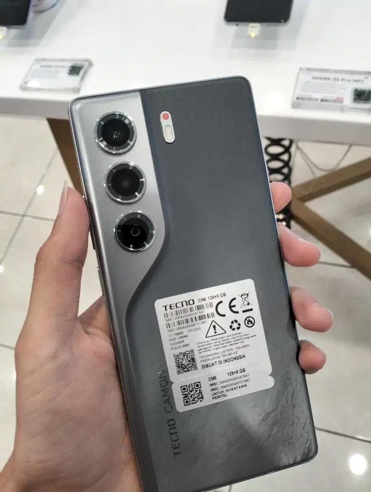 TECNO CAMON 40 8/256