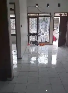 DISEWAKAN RUMAH TINGGAL TAMAN KOPO INDAH 3 KOTA BANDUNG