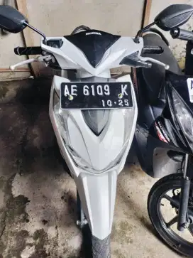 di jual Honda Beat tahun 2020 plat Ngawi Surat2 Lengkap pjk hidup