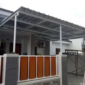 Kanopi baja ringan