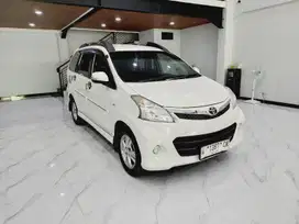 Toyota VELOZ 1.5 AT 2014