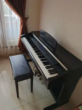 Digital piano YAMAHA ARIUS YDP-V240