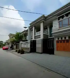RUMAH MEGAH KOMPLEK MARINIR PONDOK KELAPA JAKARTA TIMUR