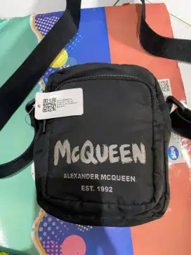 Tas Alexander Mc Queen