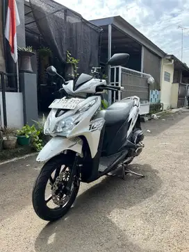 Di Jual Vario KZR 125 Old Putih Merah  2014