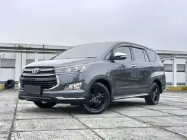 Innova Venturer 2.0 AT 2017 Abu