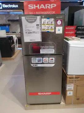 Kredit Sharp kulkas 2 pintu 205L