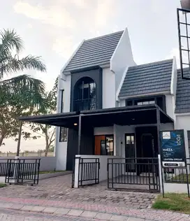 Rumah 2 Lantai Baratnya Surabaya