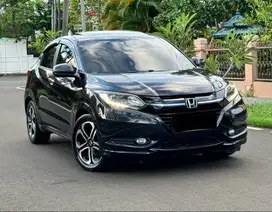Honda Hrv 1.8 Prestige panoramic Tgn1, Mewah siap Pakai