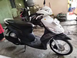 Jual yamaha Mio j 2012