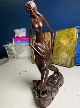 Patung Antik Kayu