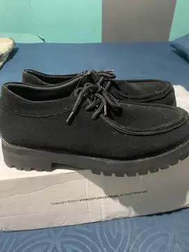 Sepatu Formal Hitam