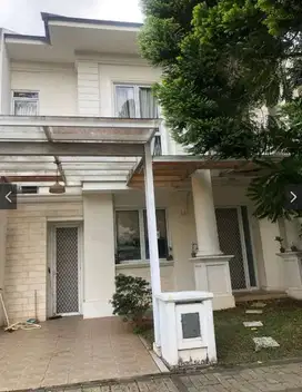 Rumah Bagus Siap Huni di Vanya Park BSD City