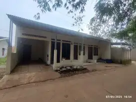 Jual kontrakan 3 pintu + 1 kamar dan garasi