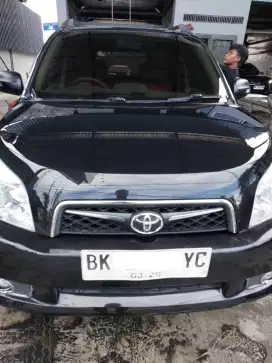 Dijual mobil Toyota Rush