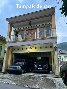 Dijual rumah dengan view pegunungan
