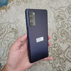 Samsung S20 FE 8/256gb Unit Only
Mulus