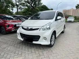 Toyota Avanza Veloz AT 2012 Putih