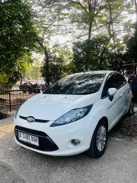 Ford Fiesta 2011 Pajak Hidup 70jt Nett