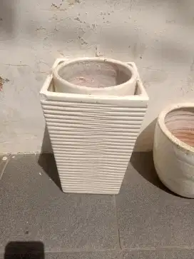POT KERAMIK SATUAN DAN BORONGAN