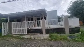 Disewakan Rumah/kantor strategis di Kota Serang, Baru Renovasi