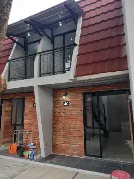 Disewakan Loft House Gaya Industrial
