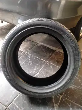 Barang simapanan ban mobil