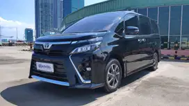 Pajak Panjang - Toyota Voxy 2.0 Bensin-AT 2018