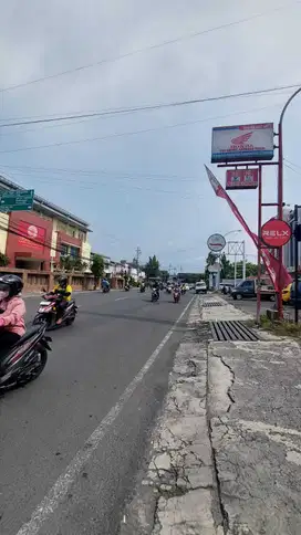 Disewakan Ruko 3 lantai Lokasi Gajah Raya Semarang