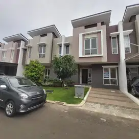 RUMAH 2 LANTAI DIJUAL TURUN HARGA DI ROSSINI GADING SERPONG