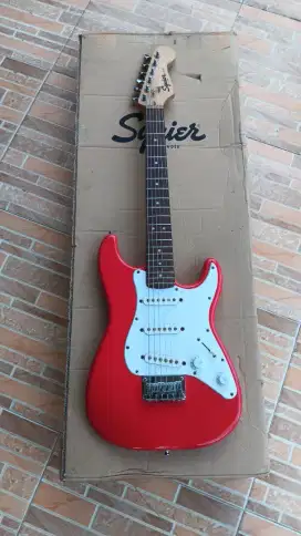 Squier mini stratocaster