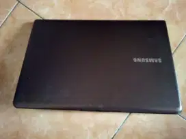 Laptop Samsung ultrathin 5 535U3C Amd trinity A6-4455m