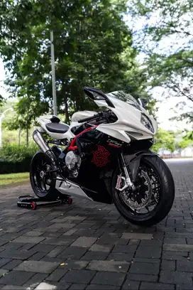 MV Agusta F3 800 (2016)
