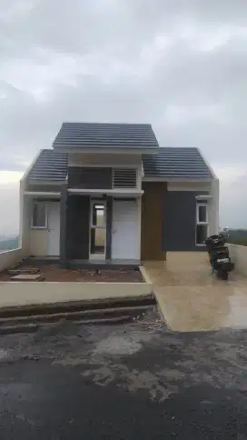 Dikotrakan bulanan/tahunan Rumah di Buana Cicalengka Raya 1
