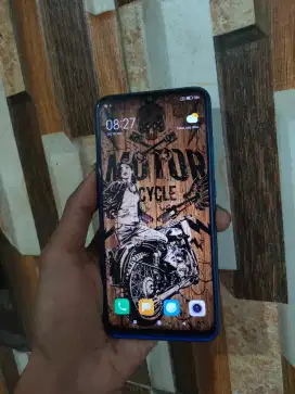 Xiaomi redmi note 8 4+1/64 Snapdragon665 hp Chasan