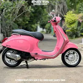 Piaggio Vespa SPRINT 150 IGET Th 2017 WARNA MERAH MUDA